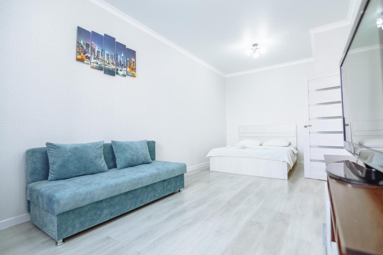Apartment On Kabanbay Batyra Avenue 29 Nur-Sultan  Exterior photo